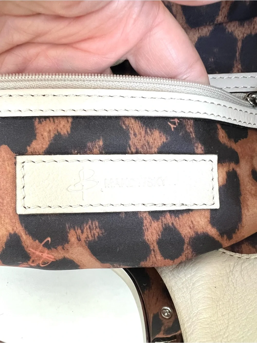 B. MAKOWSKY Cream Pebbled Leather Silver Hardware Evening Cocktail Bag Clutch